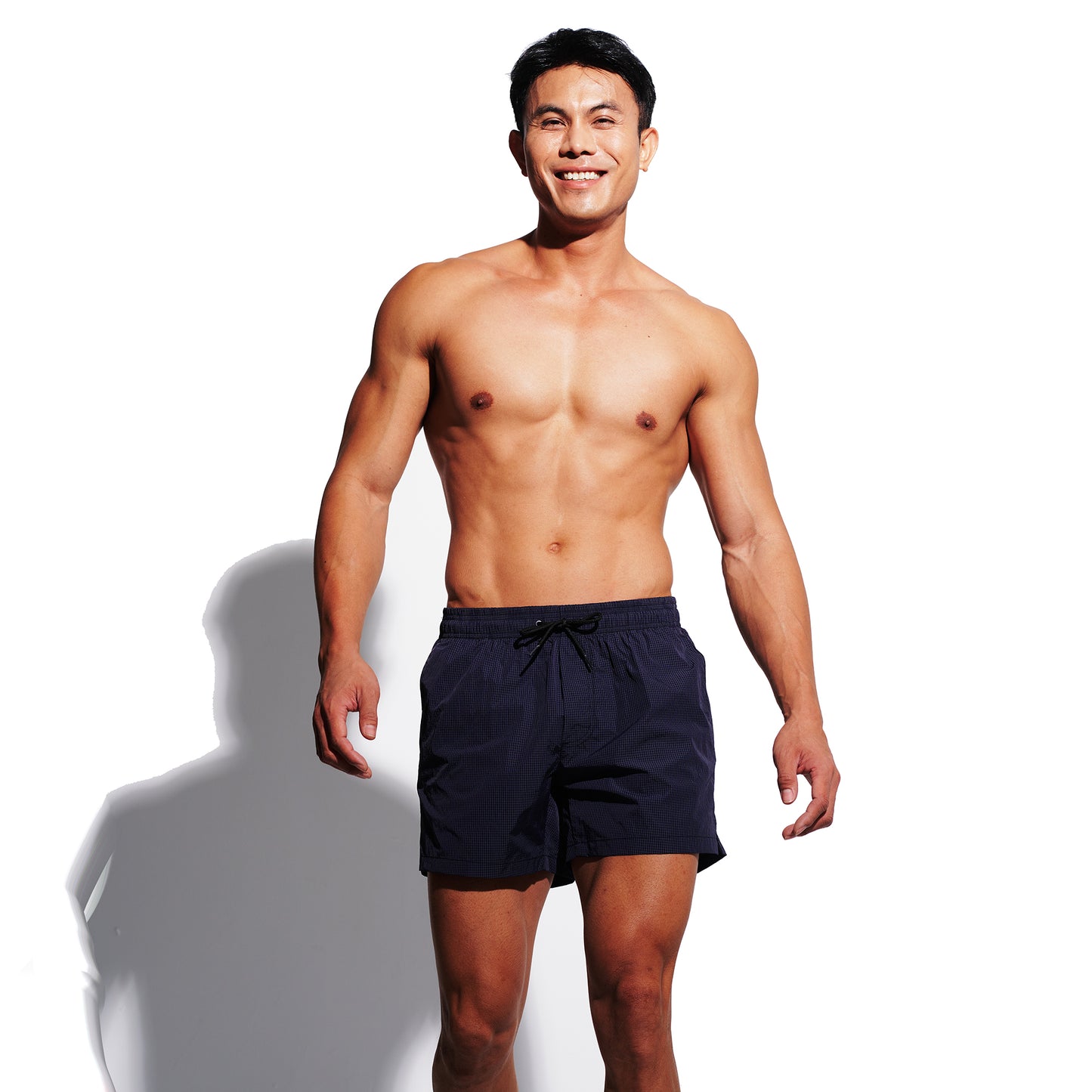 Men's Solid Dark Grid Swim Shorts, Water-Repellent Quick-Dry Board Shorts with Pockets, Soft Portable Athletic Trunks B3681