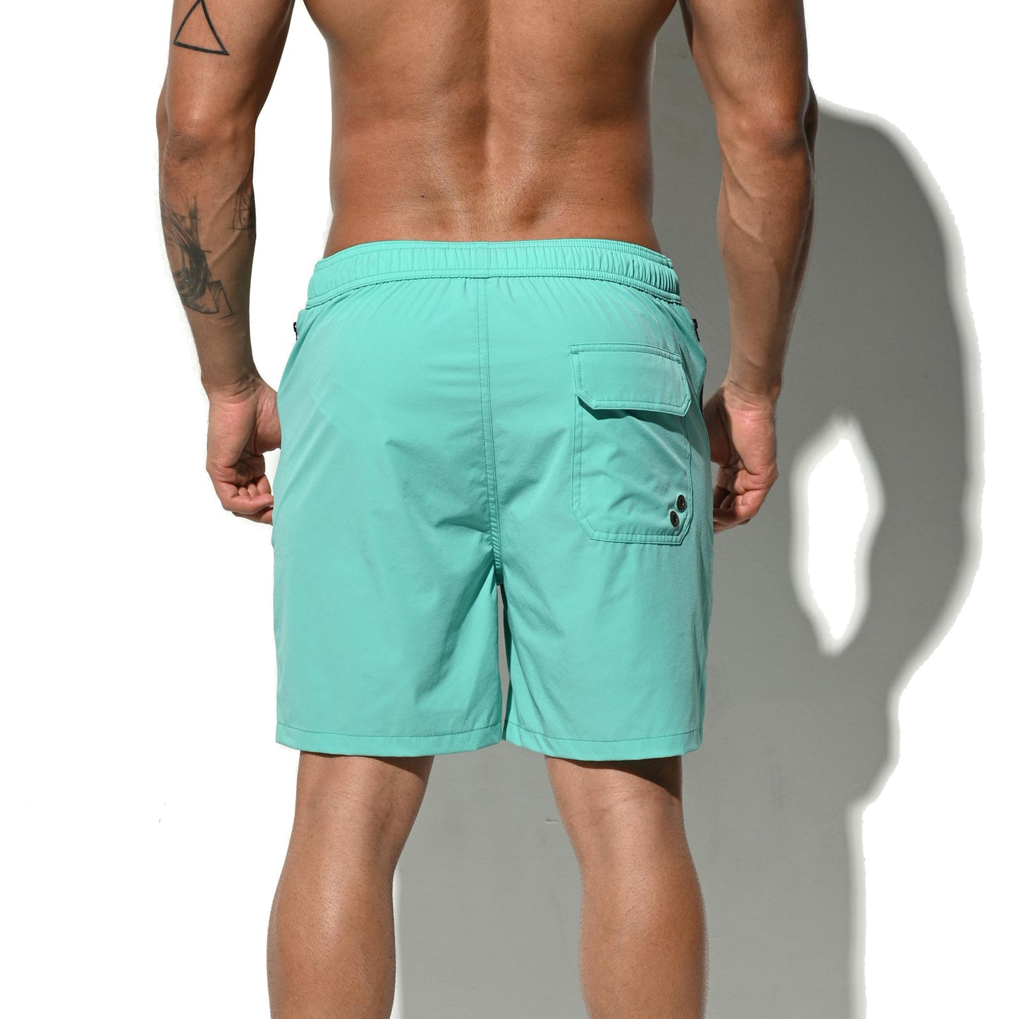 DESMIIT Men's Elastic Board shorts Solid color quick drying swimming trunks sports shorts 4 points in summer B4119