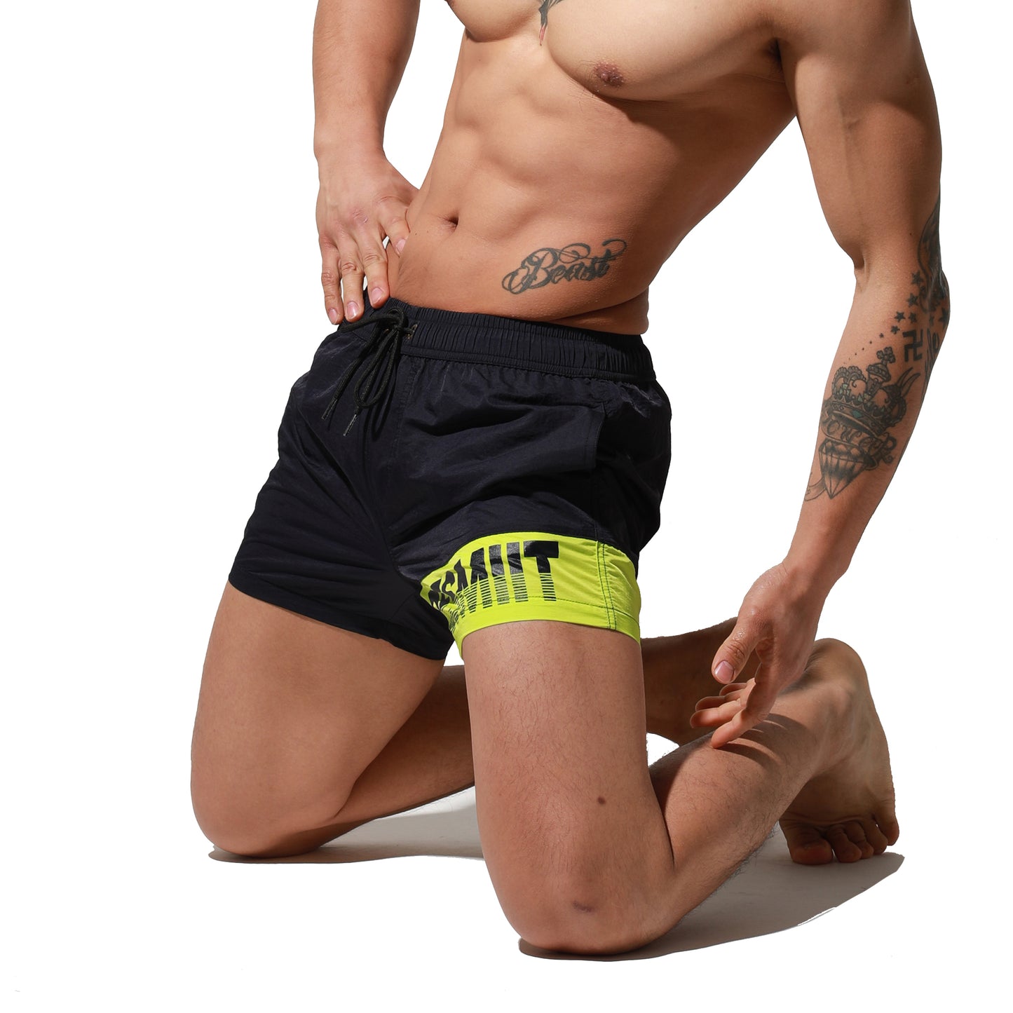 DESMIIT Men's Big Alphabet Quick-Dry Short Board Shorts Loose Trunks Comfort vacation surfing pants S6024