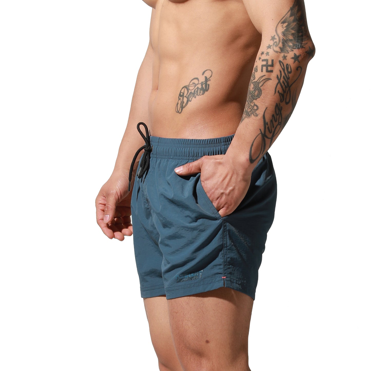 DESMIIT Men's Qucik-Dry Board Shorts Loose Swimming All-Day Comfort Surfing S6020