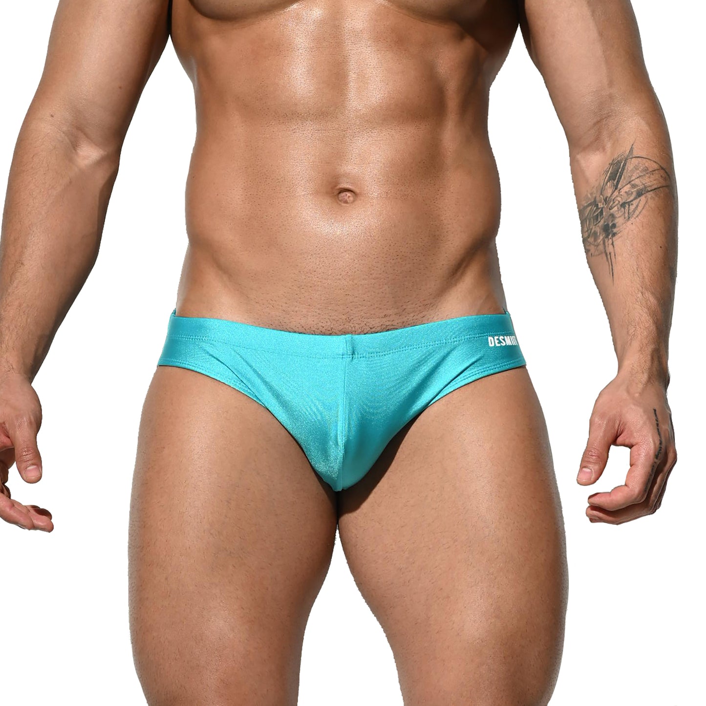 DESMIIT Men's Swimming Briefs Solid color tight swimming high elastic Swimwear Tight-Fitting Swim Briefs S3101