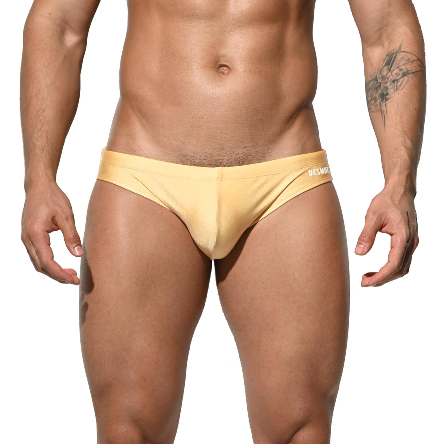 DESMIIT Men's Swimming Briefs Solid color tight swimming high elastic Swimwear Tight-Fitting Swim Briefs S3101
