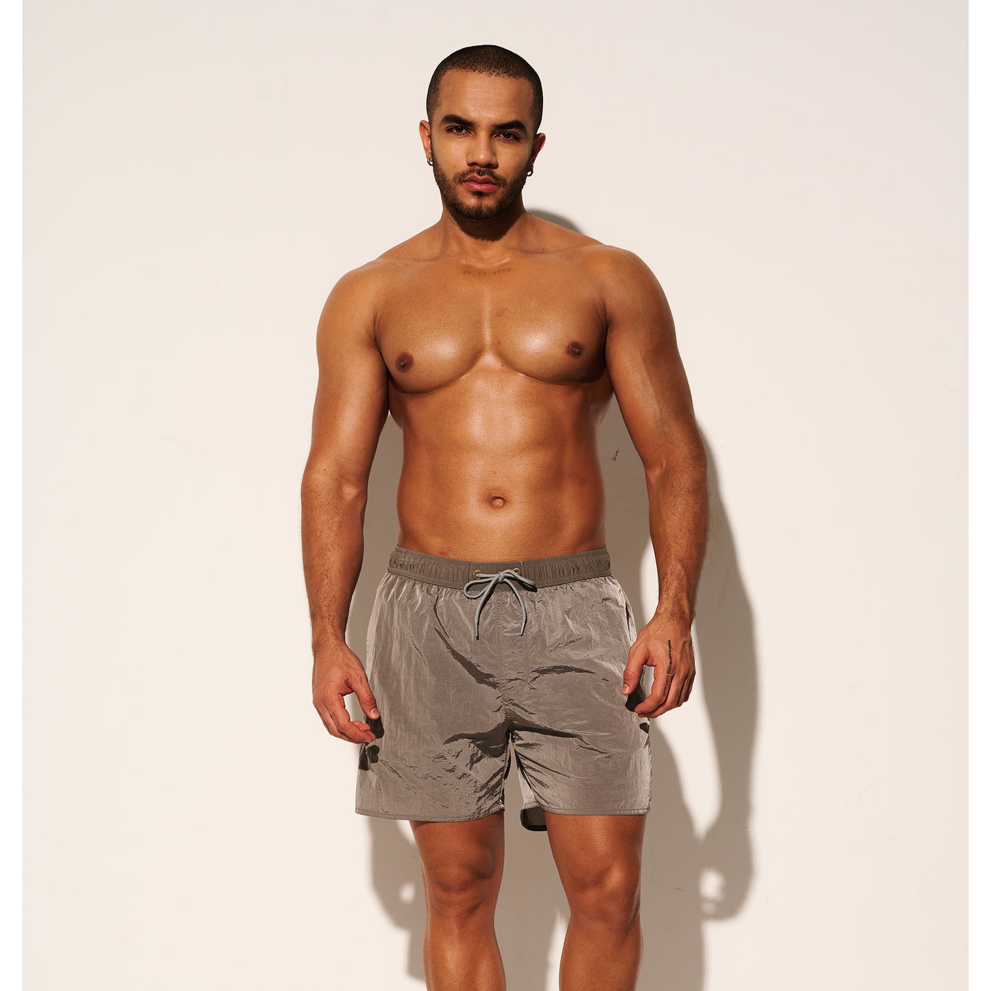 DESMIIT Men's Lightweight Quick‑Dry Shiny Fabric Drawstring Board Shorts with Pockets for Aerobics B3468