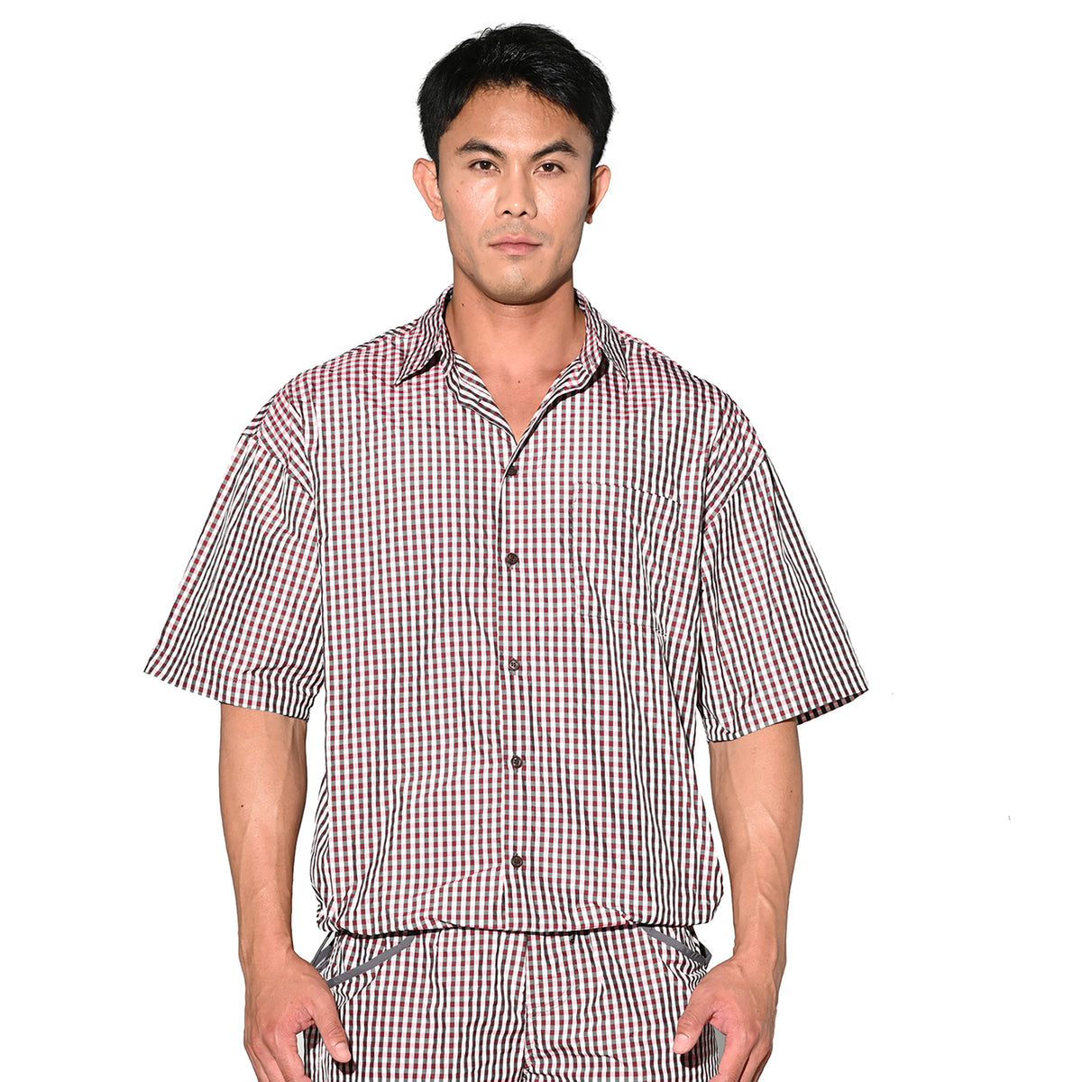 DESMIIT Men's Plaid Short Sleeve Button Down Shirt Loose Fit Non-Stretch Nylon Camp Collar Casual Vacation Shirt with Chest Pocket T3502