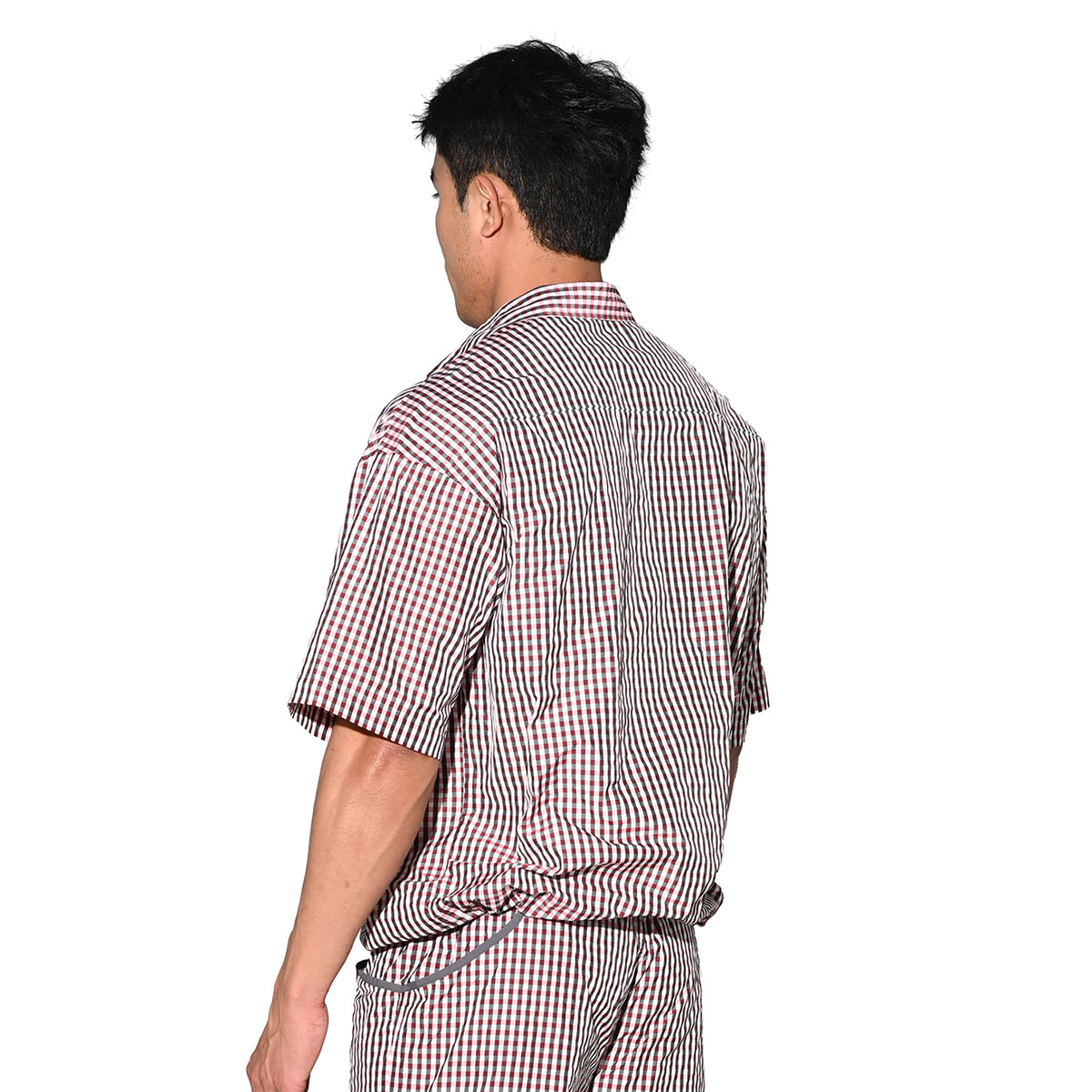 DESMIIT Men's Plaid Short Sleeve Button Down Shirt Loose Fit Non-Stretch Nylon Camp Collar Casual Vacation Shirt with Chest Pocket T3502