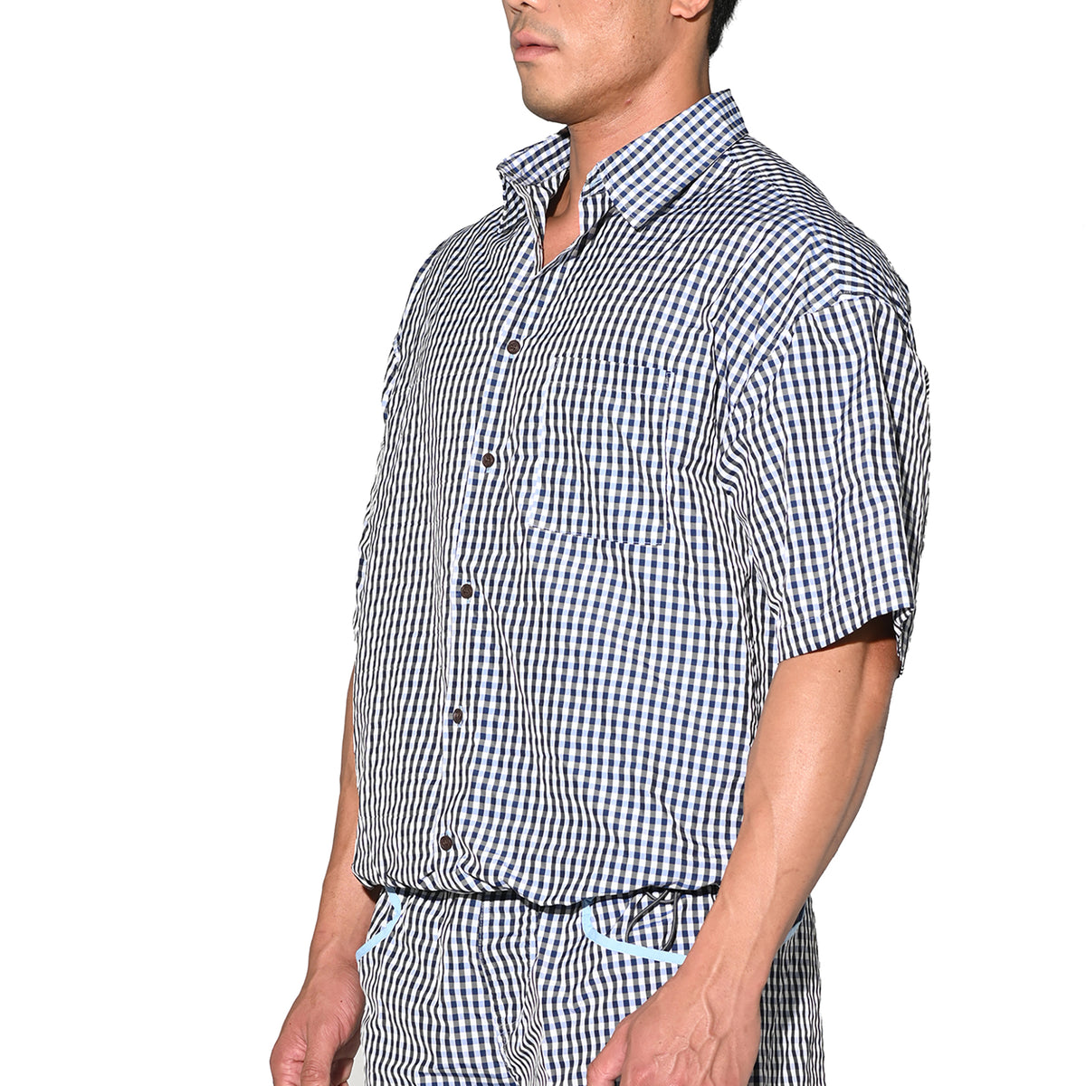 DESMIIT Men's Plaid Short Sleeve Button Down Shirt Loose Fit Non-Stretch Nylon Camp Collar Casual Vacation Shirt with Chest Pocket T3502