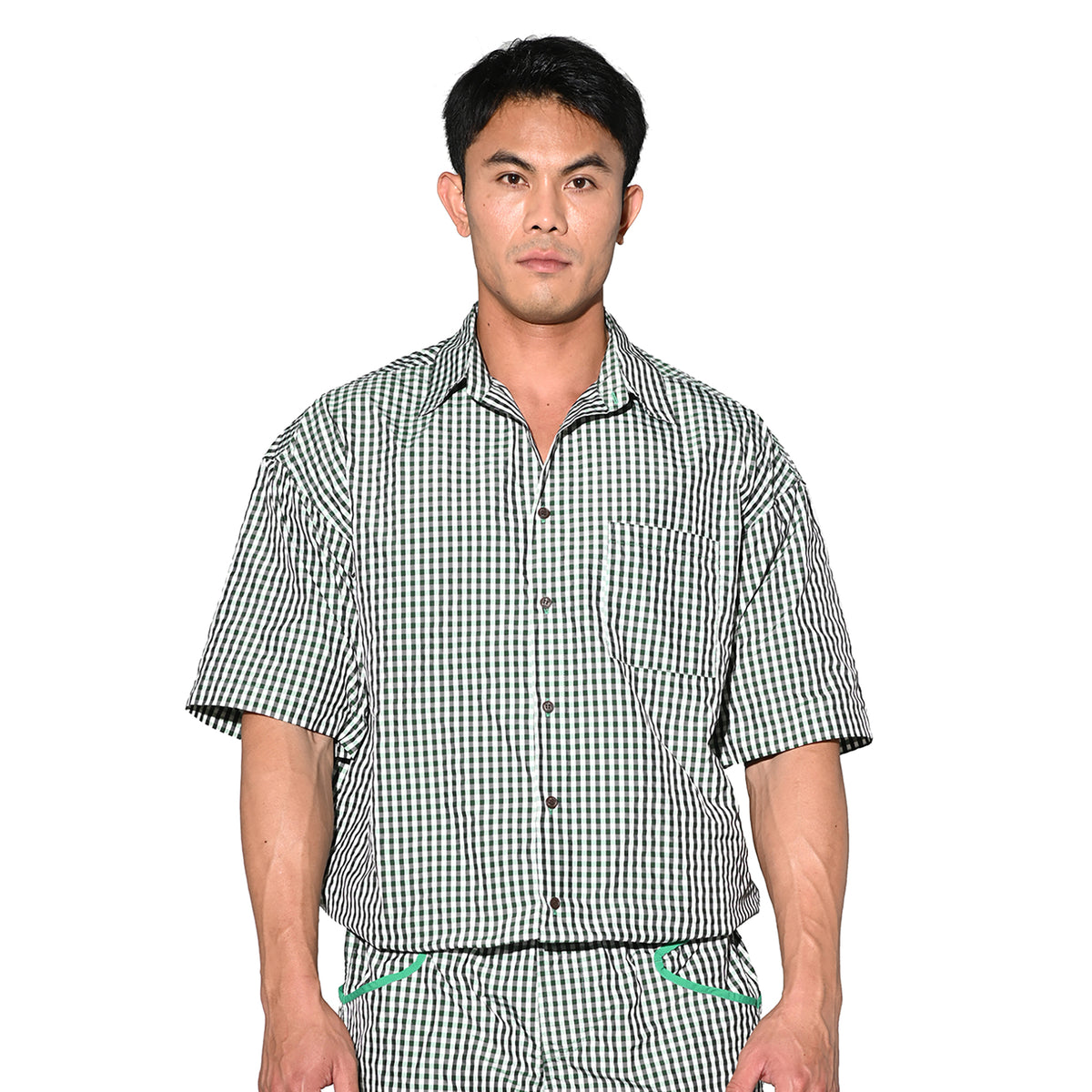 DESMIIT Men's Plaid Short Sleeve Button Down Shirt Loose Fit Non-Stretch Nylon Camp Collar Casual Vacation Shirt with Chest Pocket T3502