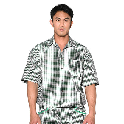 DESMIIT Men's Plaid Short Sleeve Button Down Shirt Loose Fit Non-Stretch Nylon Camp Collar Casual Vacation Shirt with Chest Pocket T3502