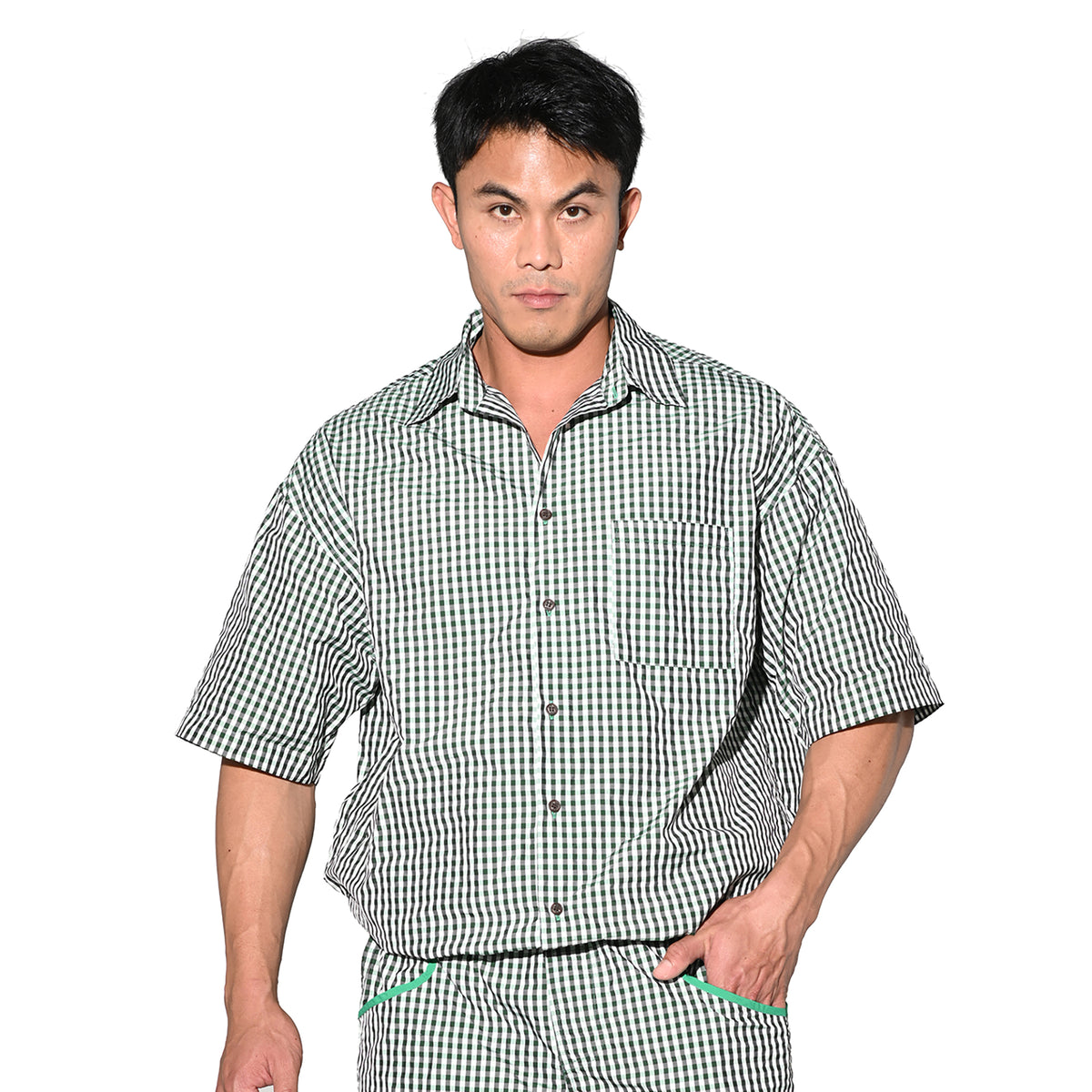 DESMIIT Men's Plaid Short Sleeve Button Down Shirt Loose Fit Non-Stretch Nylon Camp Collar Casual Vacation Shirt with Chest Pocket T3502
