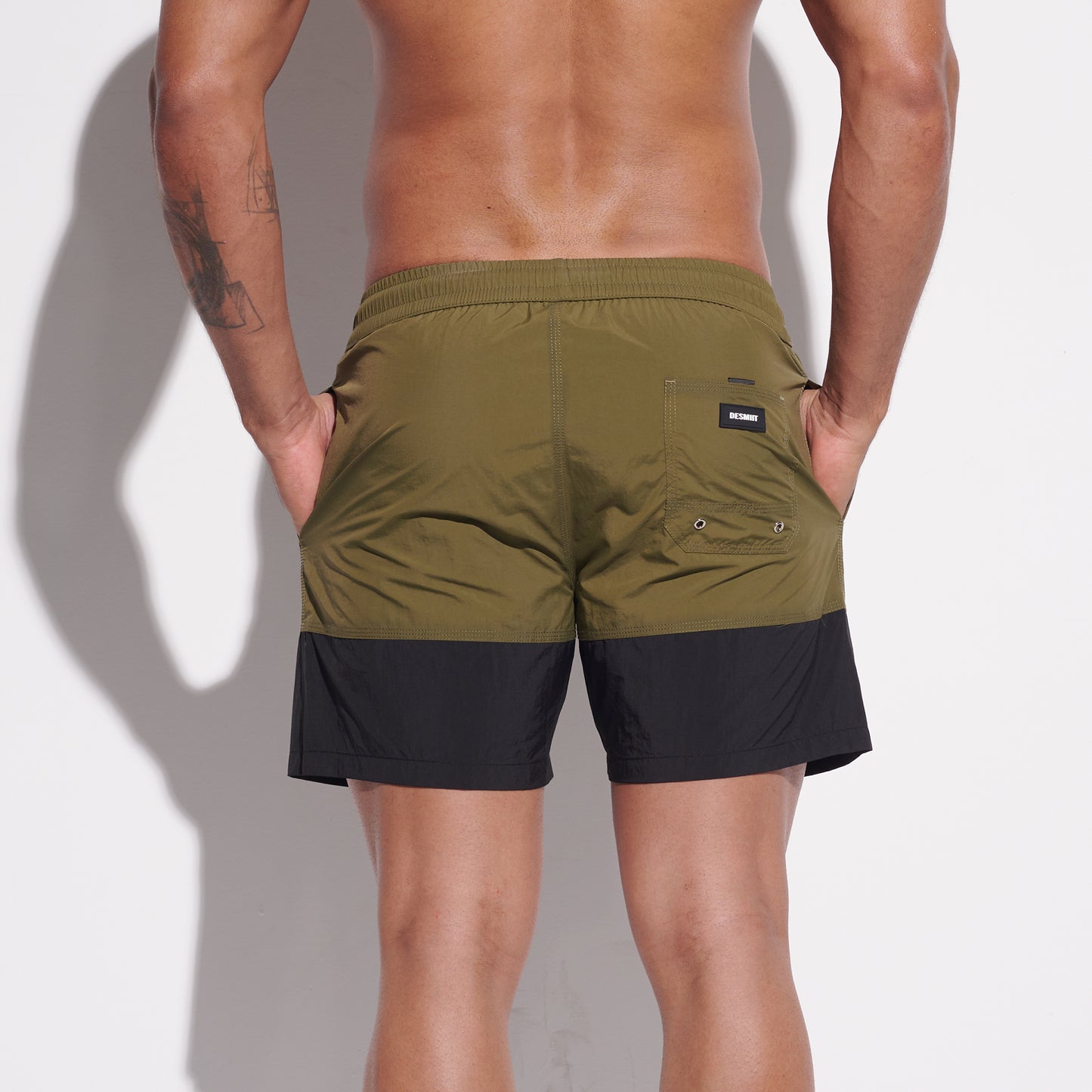DESMIIT Men's Two‑Tone Modern Short‑Fit Moisture‑Wicking Drawstring Swim Board Shorts , Breathable Summer Beach Trunks Everyday B3344