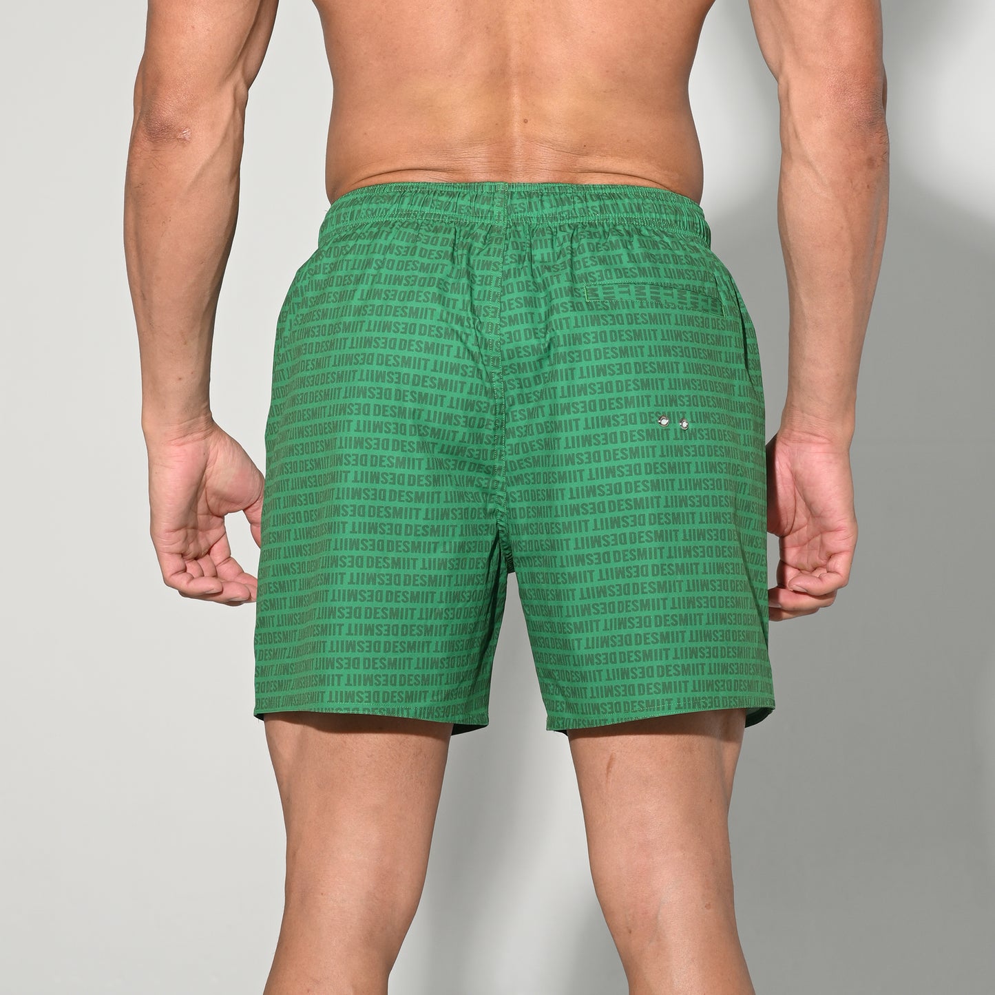 DESMIIT Men's Lightweight Quick Dry Letter Print Drawstring Board Shorts with Pockets for Aerobics B3575