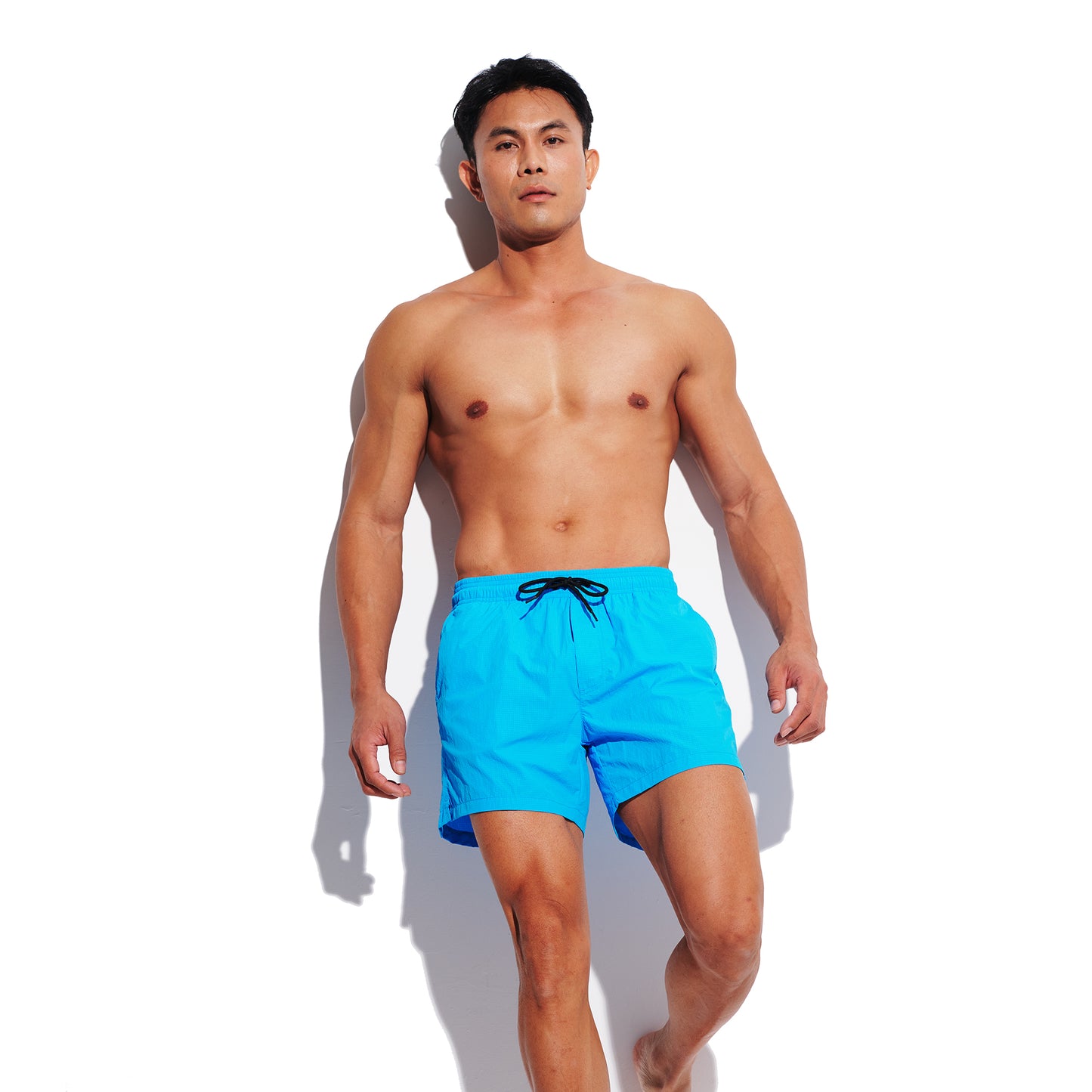 Men's Solid Dark Grid Swim Shorts, Water-Repellent Quick-Dry Board Shorts with Pockets, Soft Portable Athletic Trunks B3681