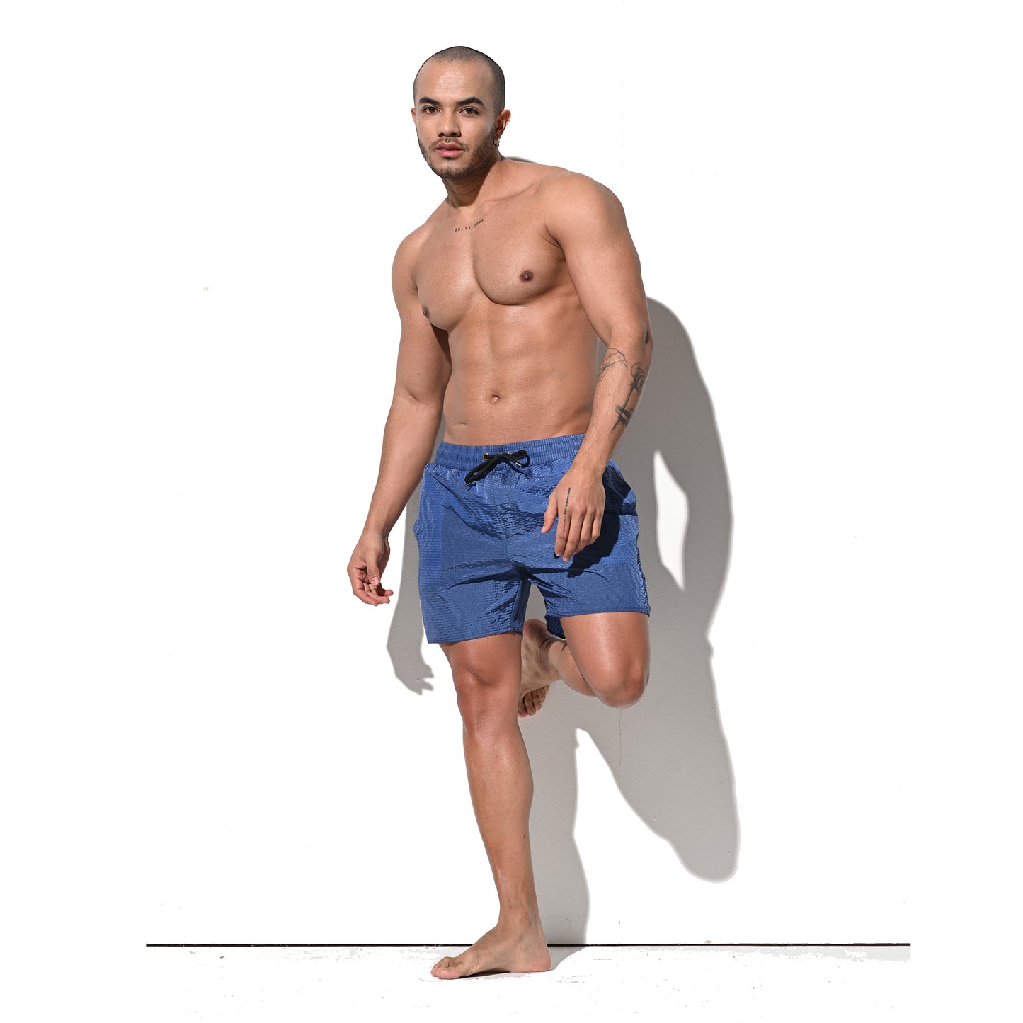 DESMIIT Men's Solid Color Ultra‑Thin Fast‑Dry Beach Shorts, Casual Summer Swim Trunks with Pockets B4236