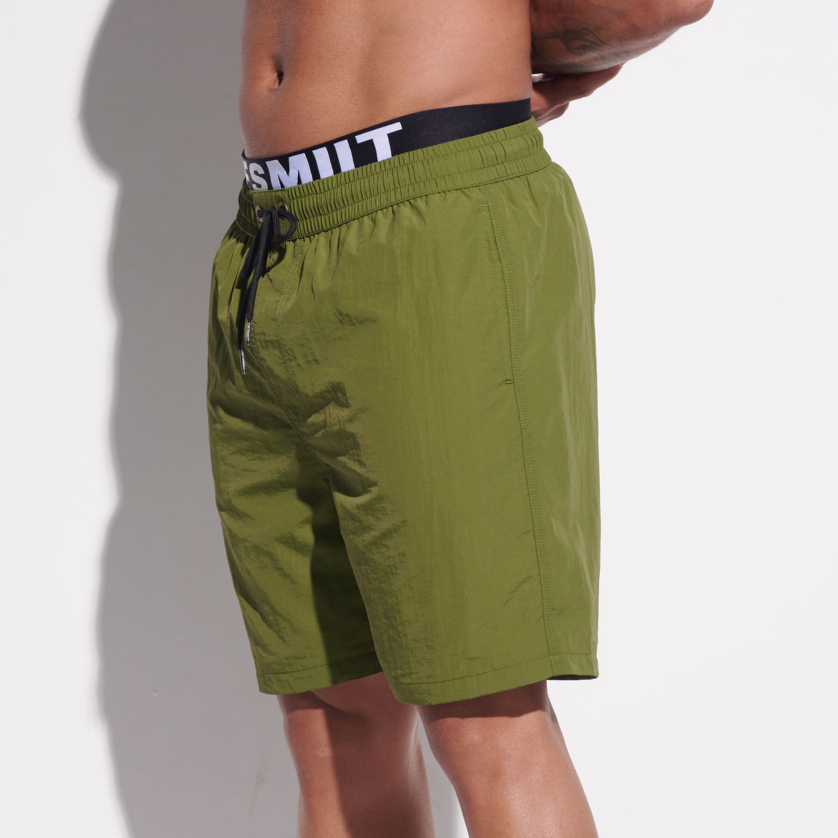 DESMIIT Men's Mock Two-Piece Swim Board Shorts Structured Fabric Quick‑Dry Breathable Beach Shorts B4351
