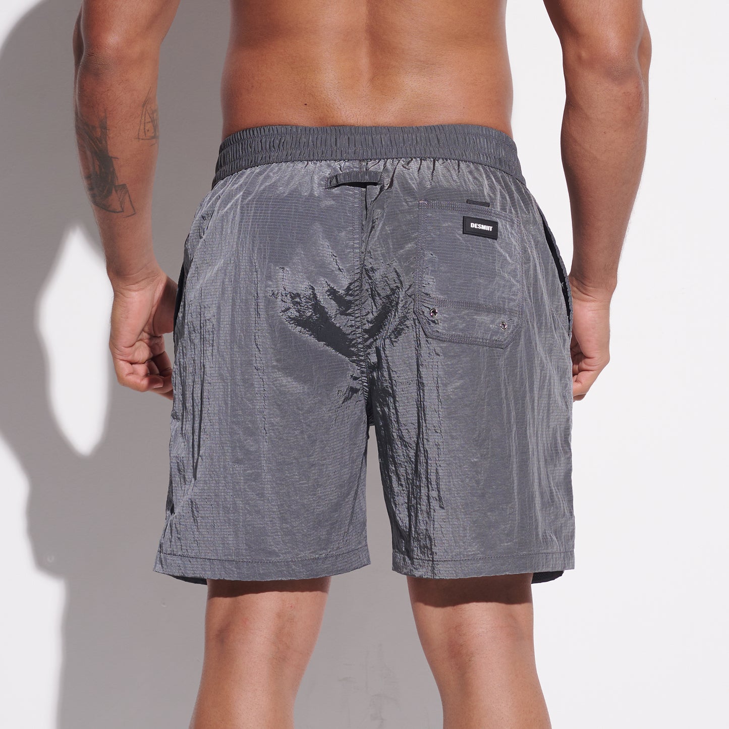 DESMIIT Men's Fashion Cargo‑Style Printed Shiny‑Fabric Swim Board Shorts, Quick‑Dry Breathable Beach Trunks B4355