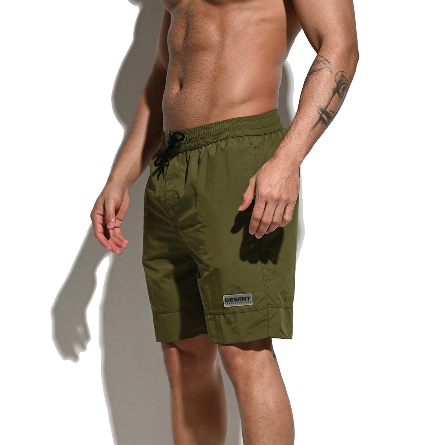 DESMIIT Men's Loose Board Shorts Quick Dry Sports Gym Shorts Relax Trunks Swimming B5115