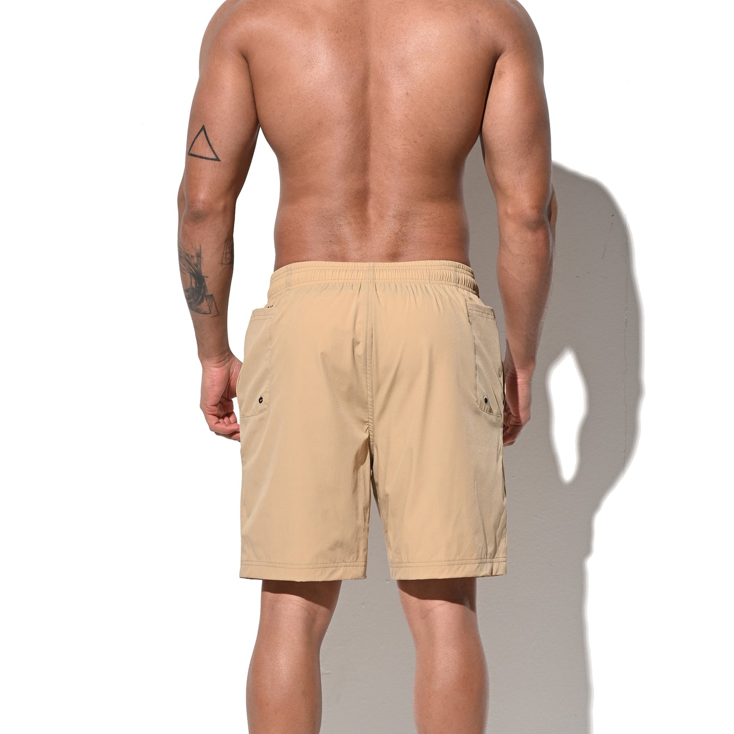 DESMIIT Men's Solid Color Fast‑Dry Beach Shorts, Casual Summer Swim Trunks with Pockets for Daily Wear B5237