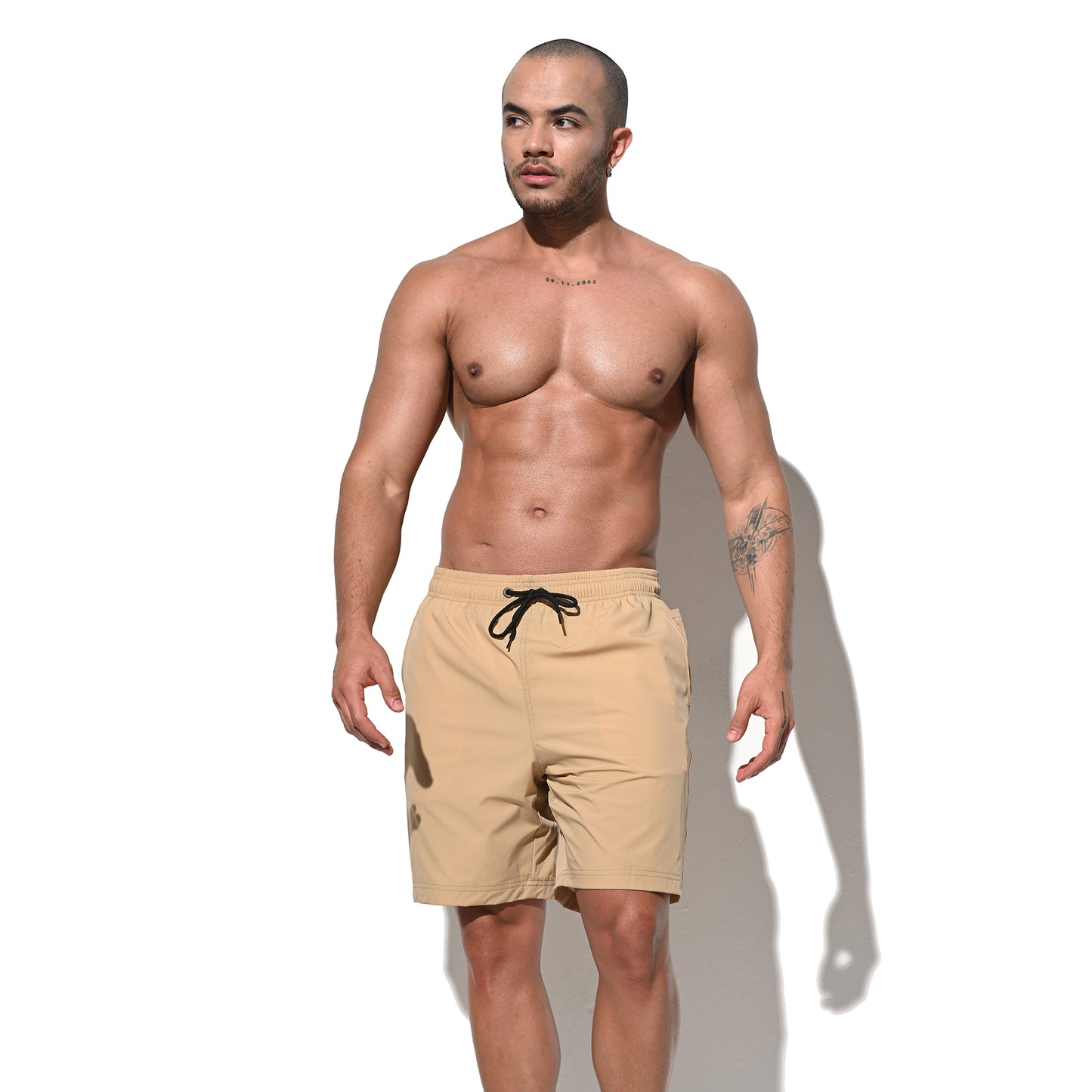 DESMIIT Men's Solid Color Fast‑Dry Beach Shorts, Casual Summer Swim Trunks with Pockets for Daily Wear B5237