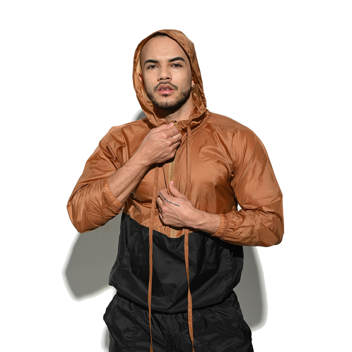 Men's Hooded Long Sleeve Sun Protection Jacket, Two-Tone Lightweight Quick Dry Sheer Windproof UV Protection Outerwear B7126