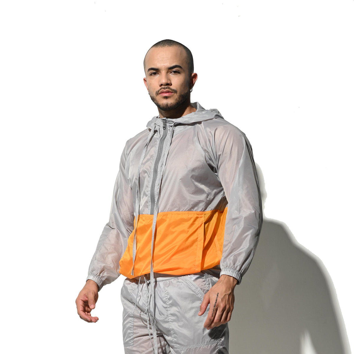 Men's Hooded Long Sleeve Sun Protection Jacket, Two-Tone Lightweight Quick Dry Sheer Windproof UV Protection Outerwear B7126