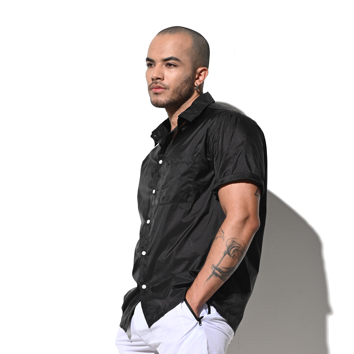 DESMIIT Men's Ultra Thin Semi-Sheer Short Sleeve Button Down Shirt, Loose Fit Nylon Ultra Lightweight UV Protection Vacation Travel Shirt B7241