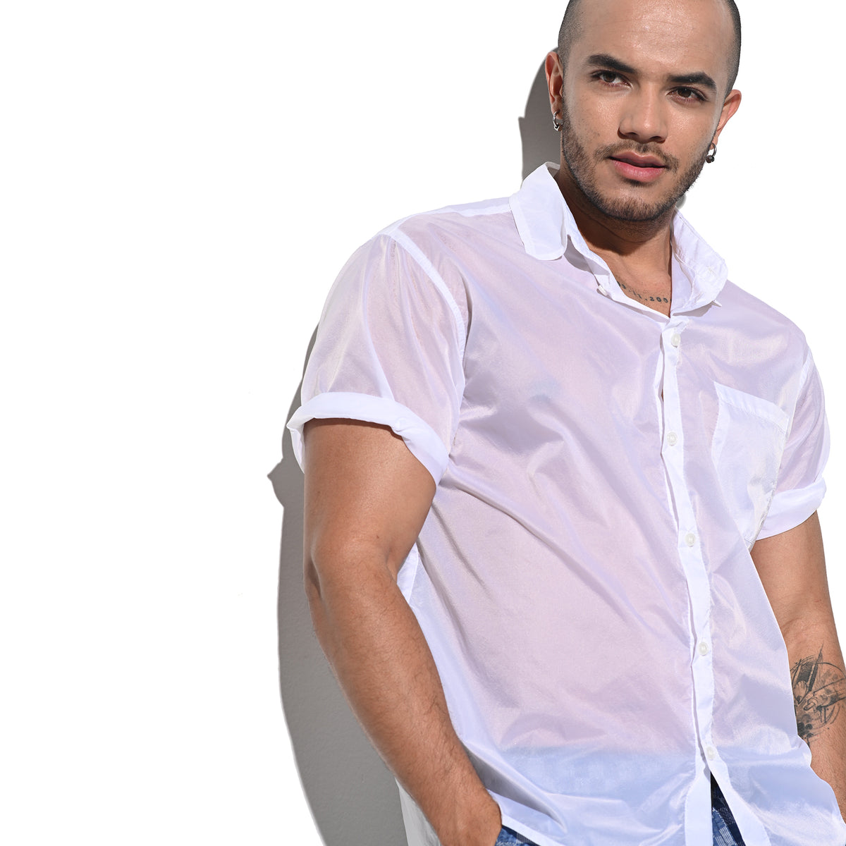 DESMIIT Men's Ultra Thin Semi-Sheer Short Sleeve Button Down Shirt, Loose Fit Nylon Ultra Lightweight UV Protection Vacation Travel Shirt B7241