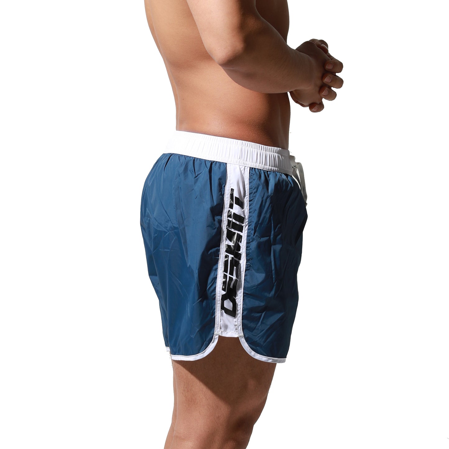 DESMIIT Men's Thin Loose Swimwear All-Day Comfort Board Shorts Surf Fast Dry Swimsuit S7067