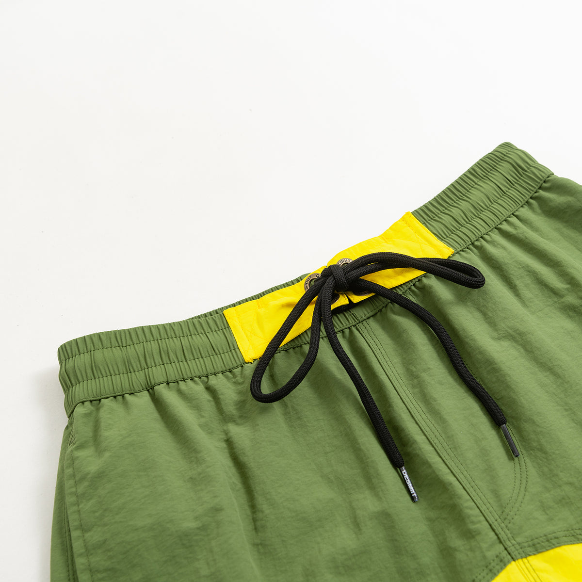 DESMIIT Men's Color Block Drawstring Quick Dry Swim Board Shorts, Full Liner Breathable Beach Shorts B5116