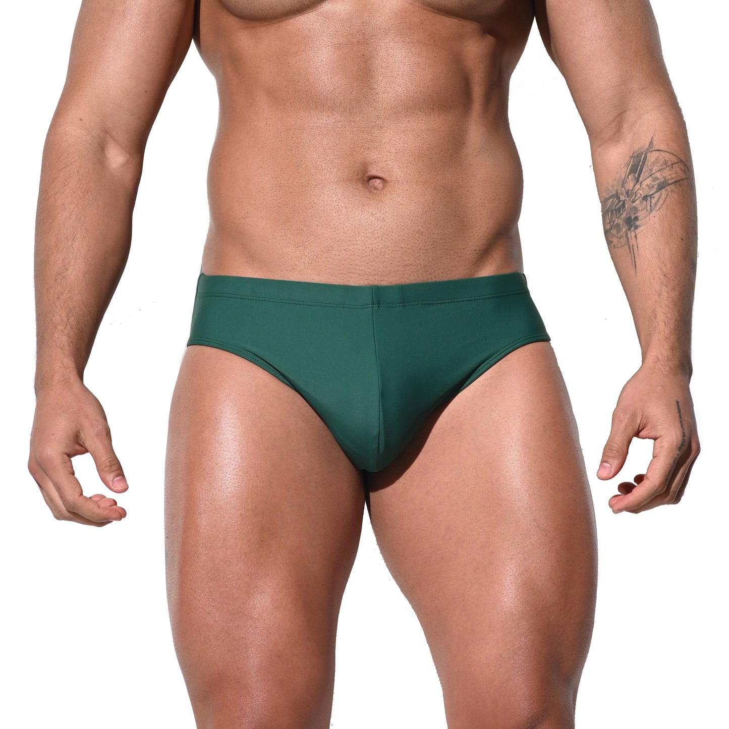 DESMIIT Men's Low Rise Letter Print Swim Briefs | High Stretch Quick-Dry Form-fitting S3211