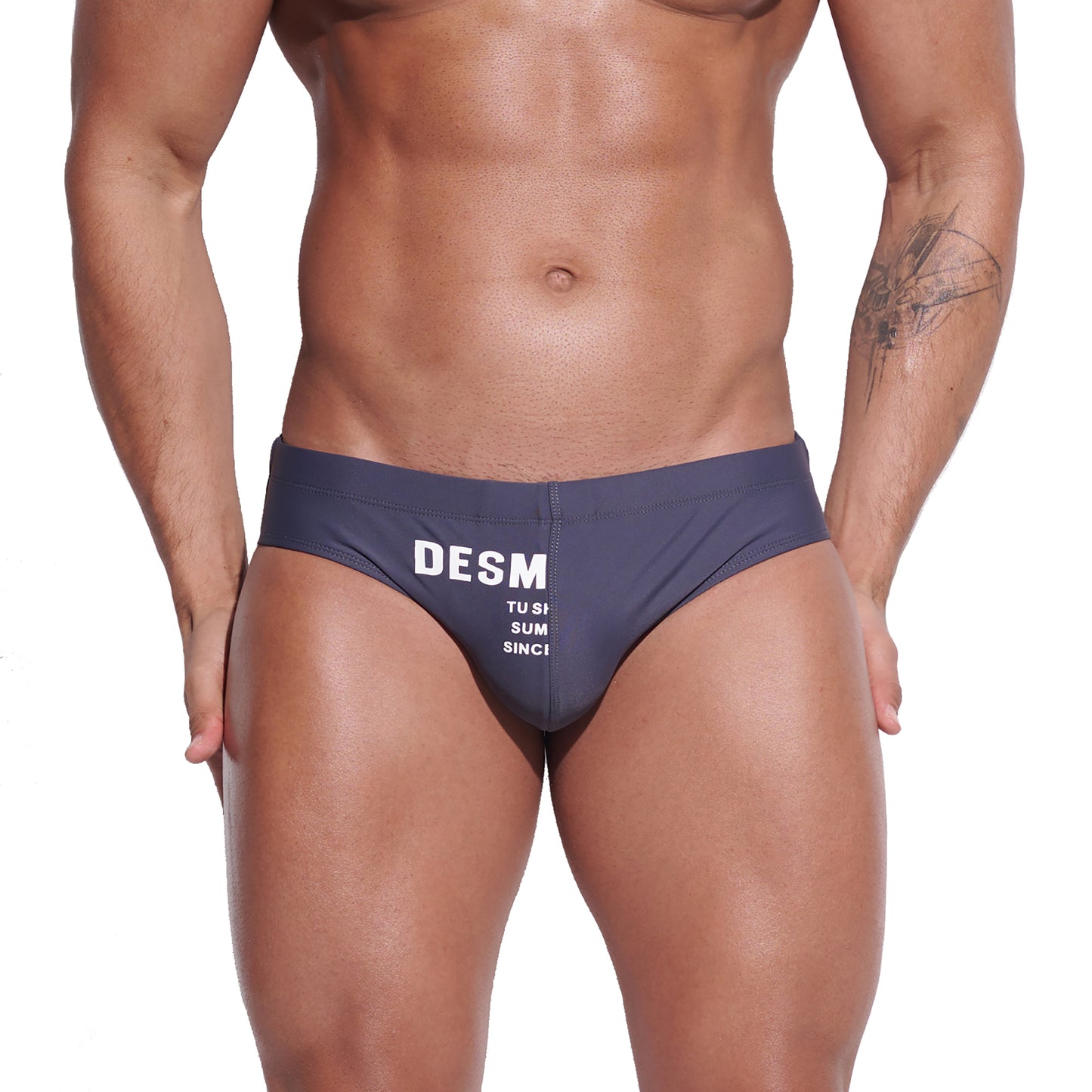 DESMIIT Men's Low Rise Swim Briefs with Cup - Quick Dry Tight Bathing Suit for Swimming  S3313