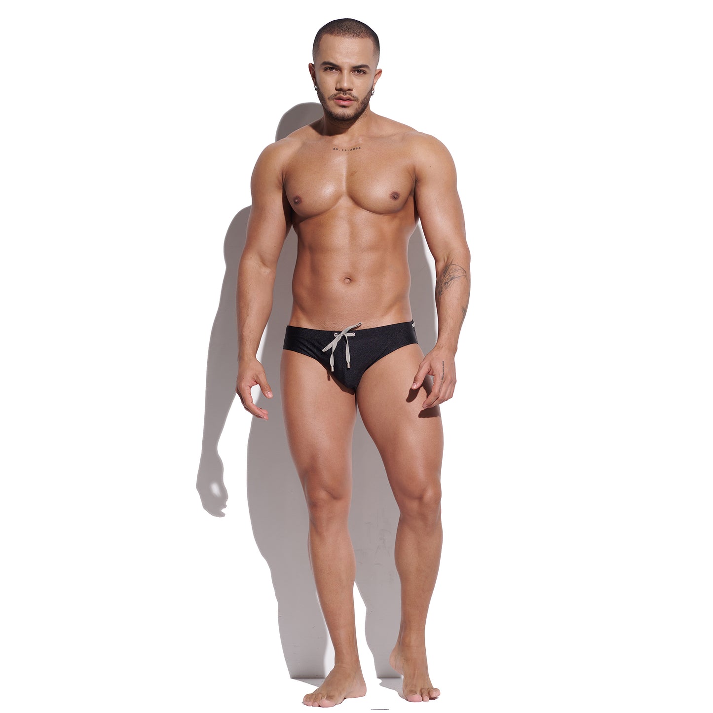 DESMIIT Men's Low Rise Padded Swim Briefs | Sexy Anti-embarrassment Bathing Suit  S3315