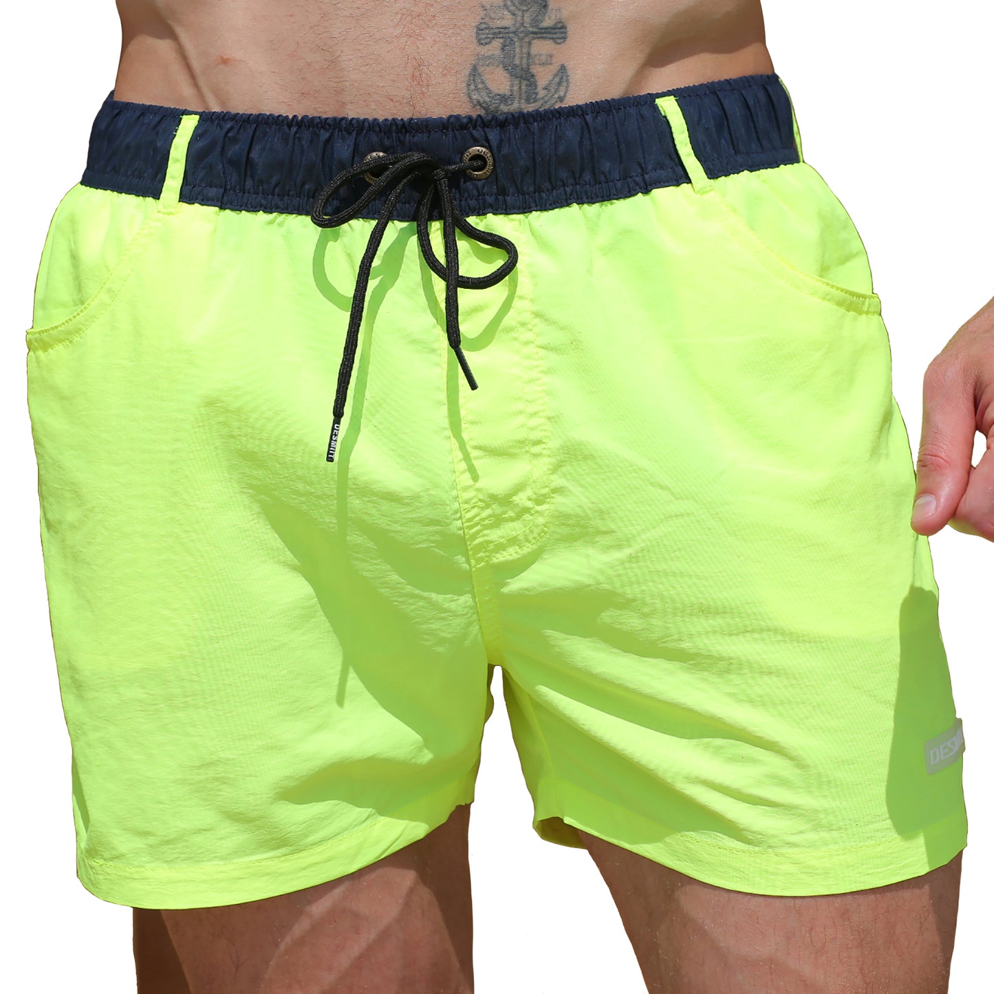 DESMIIT Men's Holiday Board Shorts Quick-Dry Loose Trunks Swimwear with Mesh Lining S7939