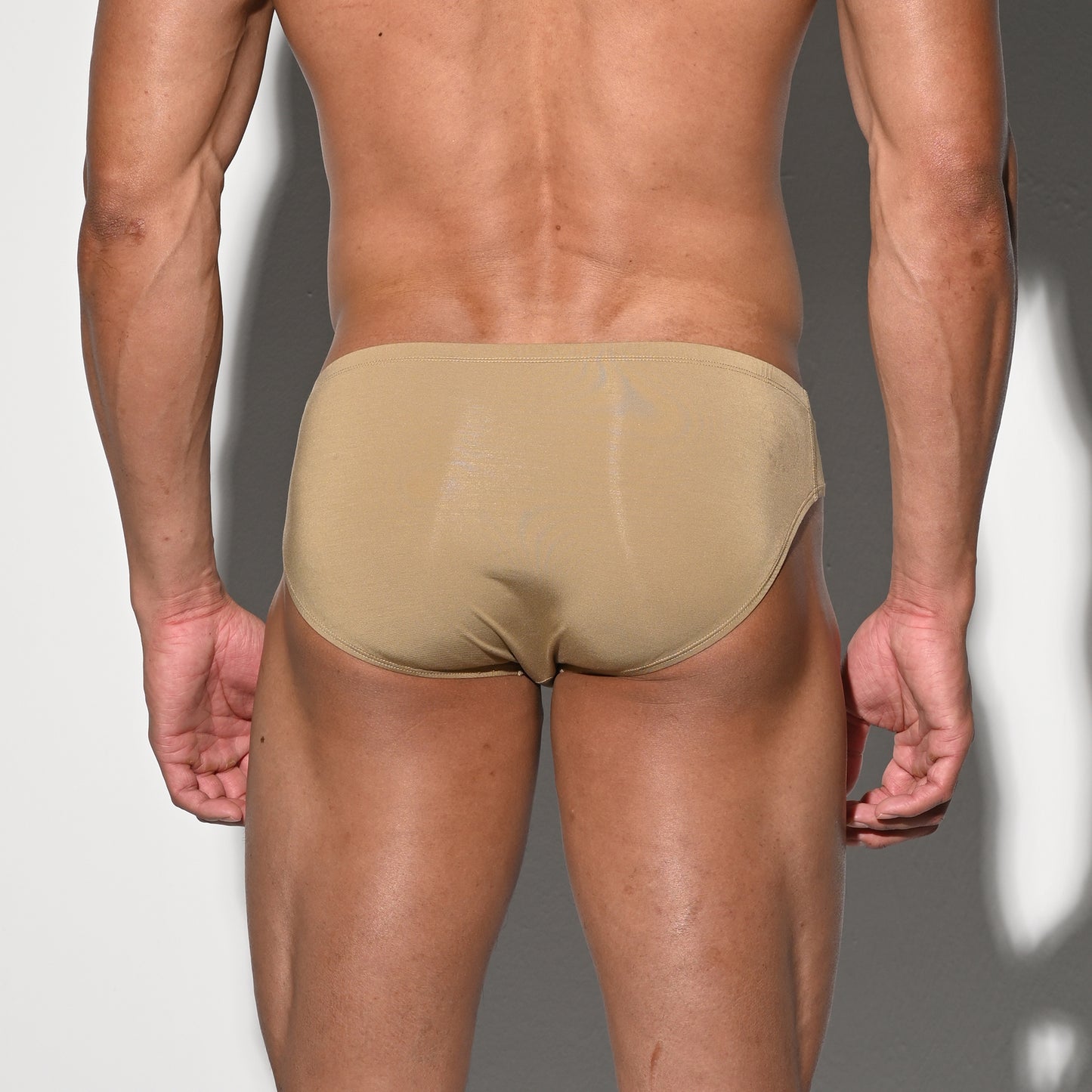 Men's Fitted Sports Briefs  Ultra Soft High Elastic Lightweight Narrow-Band & Healthy Skin-Friendly Underwear U3528