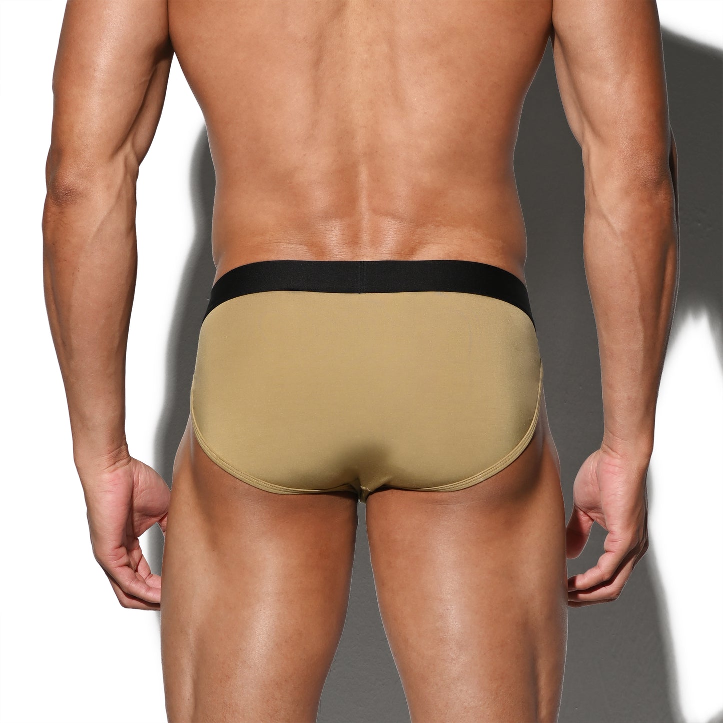 Men's Fitted Sports Briefs  Ultra Soft High Elastic Lightweight Large Pouch & Healthy Skin-Friendly Underwear U3529