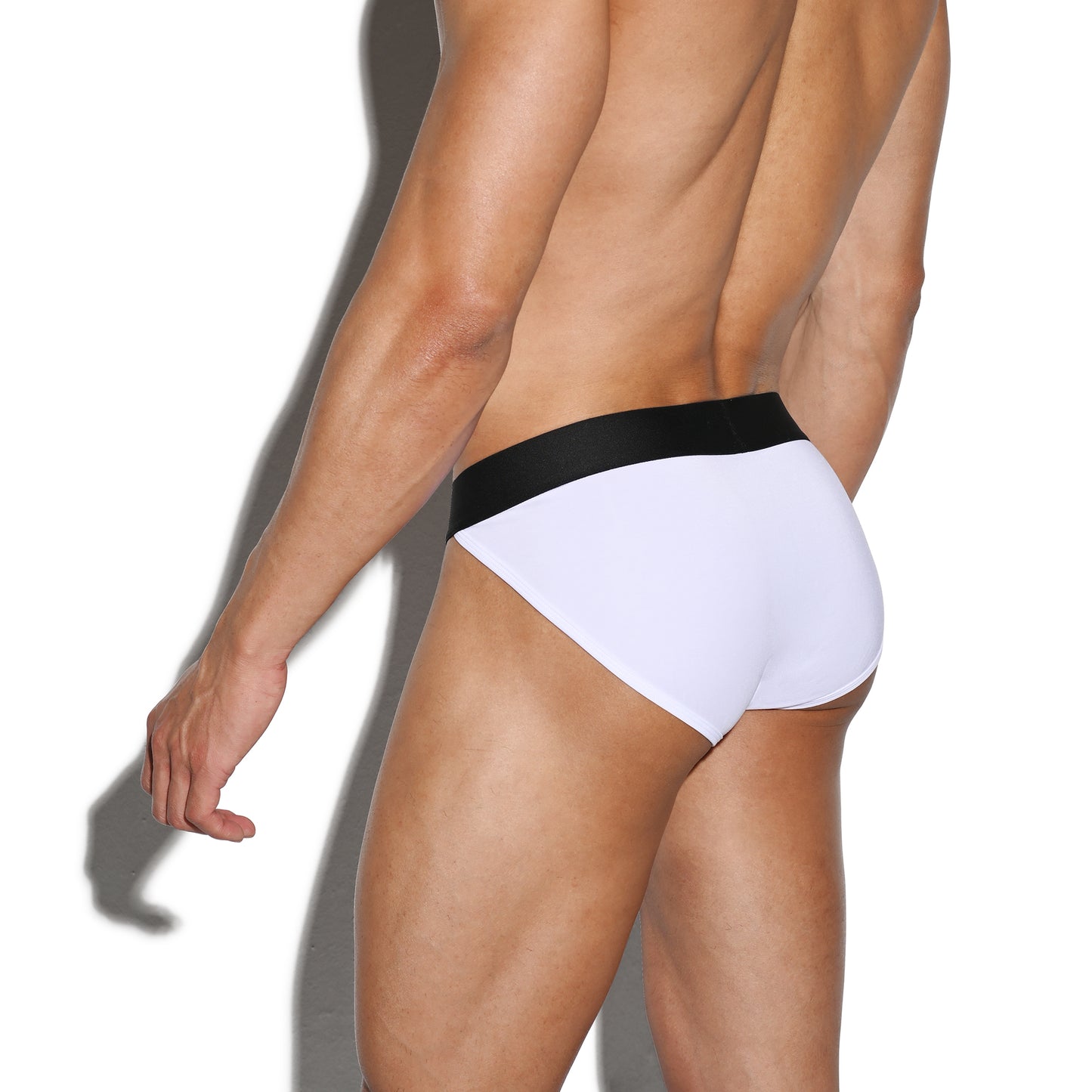 Men's Fitted Sports Briefs  Ultra Soft High Elastic Lightweight Large Pouch & Healthy Skin-Friendly Underwear U3529